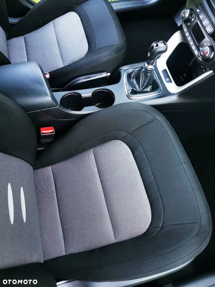 Kia Ceed Cee'd 1.6 GDI L - 9
