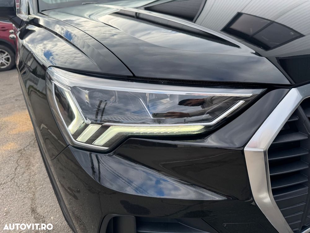 Audi Q3 35 TFSI S tronic - 11