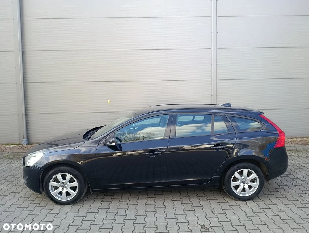 Volvo V60 D2 Edition Pro - 22