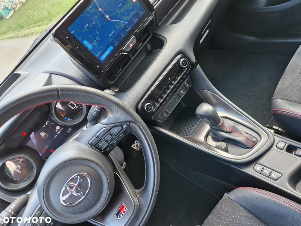 Toyota Yaris - 18