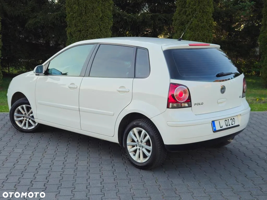 Volkswagen Polo 1.4 Comfortline - 4