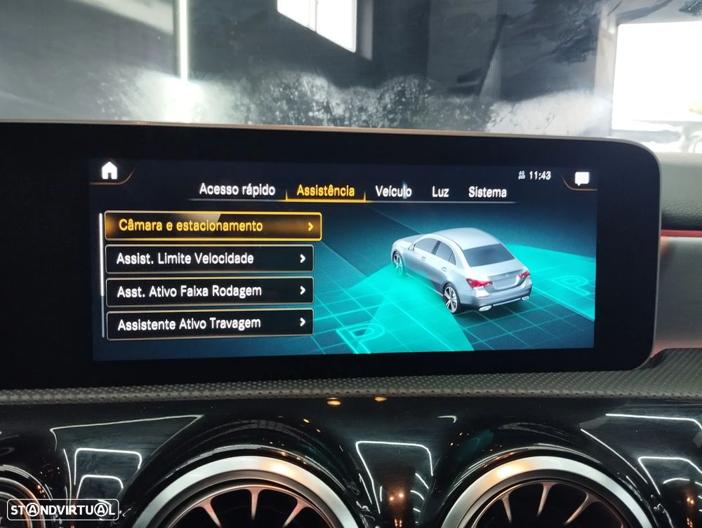 Mercedes-Benz A 180 Limousine d AMG Line Aut. - 36