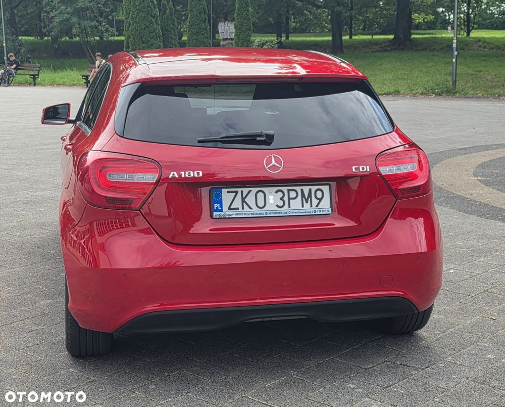 Mercedes-Benz Klasa A 180 d 7G-DCT AMG Line - 5