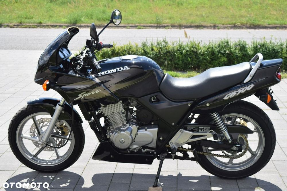 Honda CB - 12