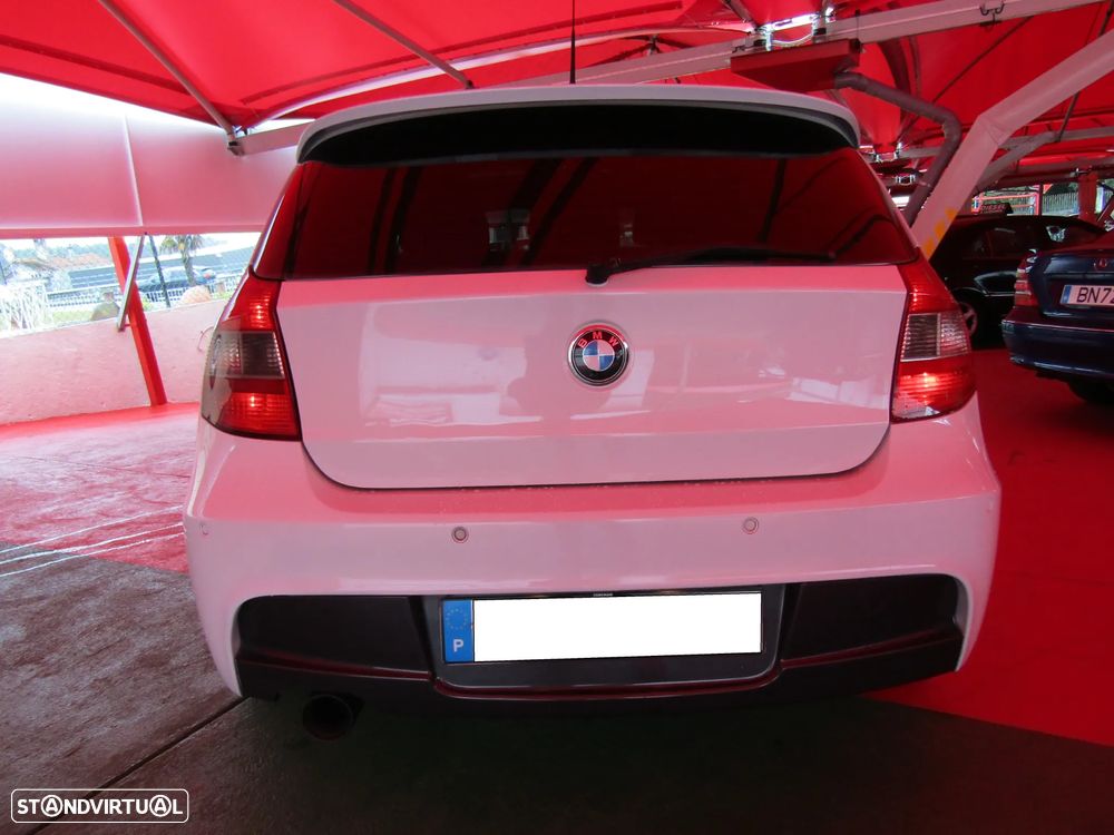 BMW 118 d Pack M - 20