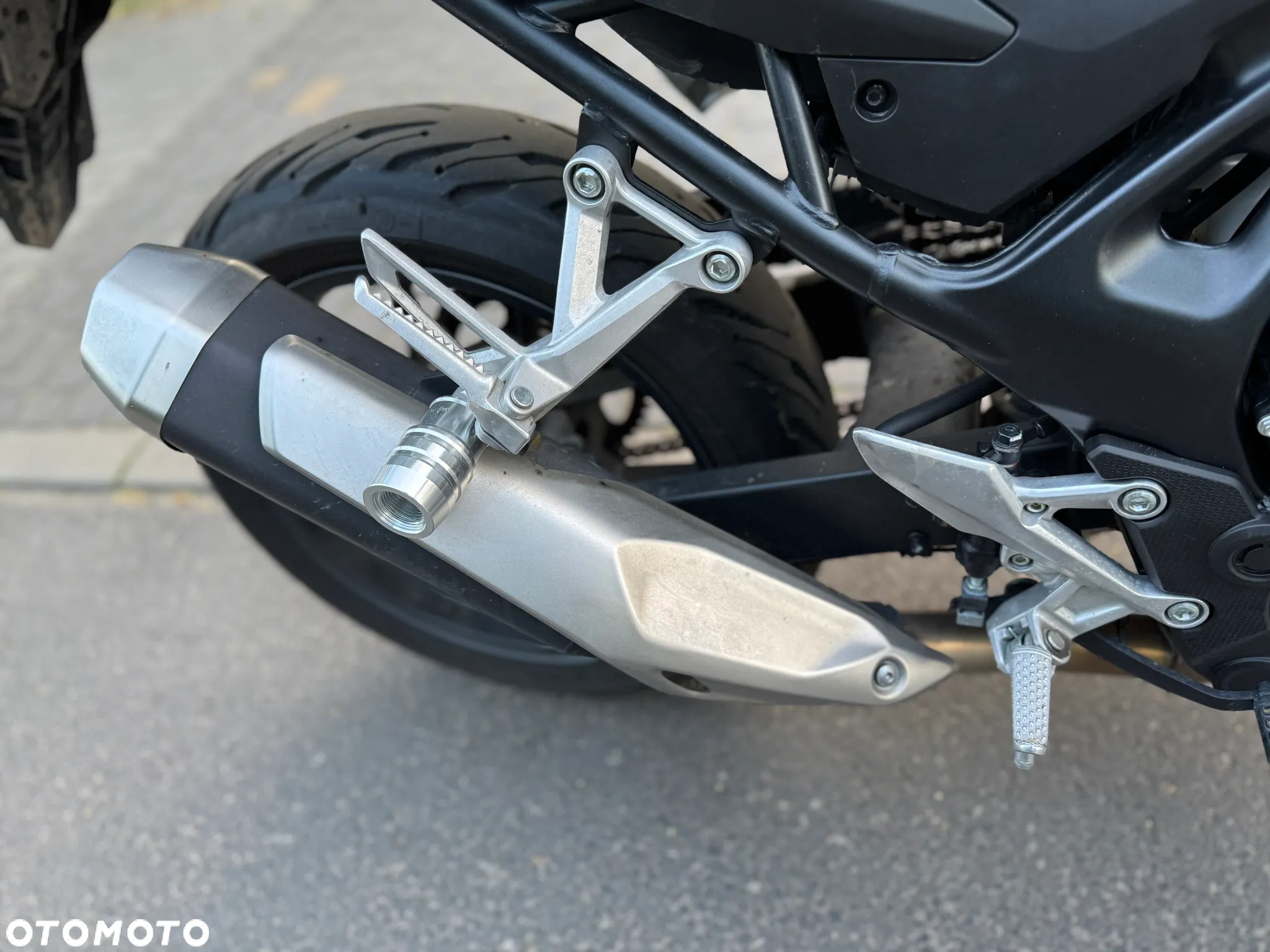 Honda Hornet - 16
