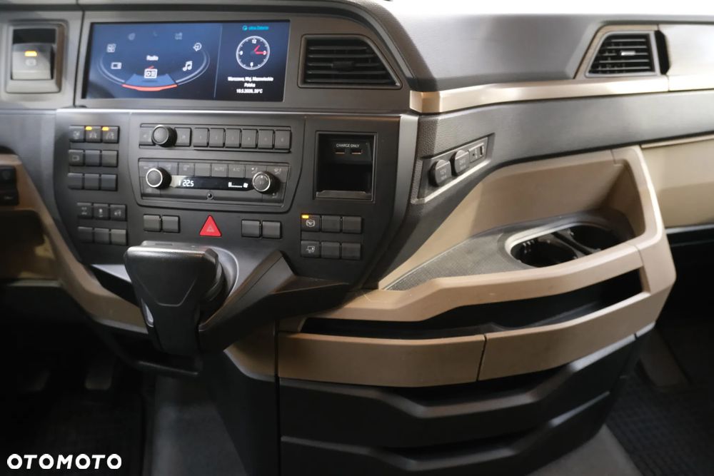 MAN TGX - 30