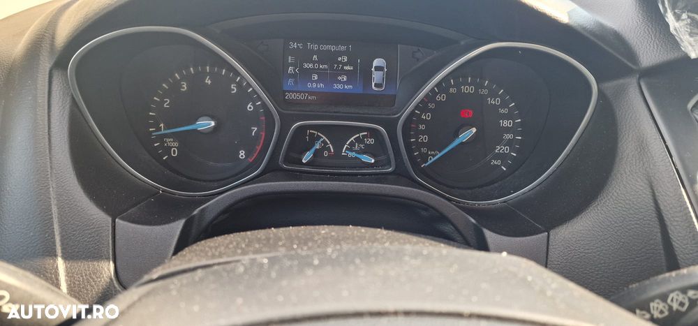Ford Focus 1.5 TDCi Trend - 5