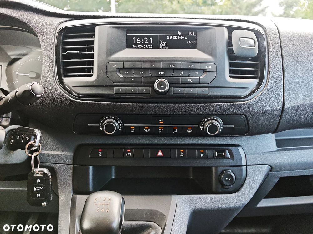 Opel VIVARO - 22