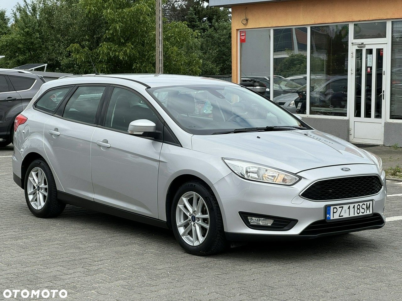 Ford Focus - 11