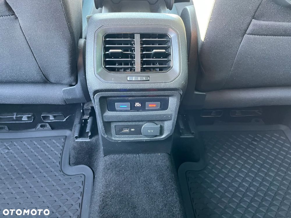 Volkswagen Tiguan 2.0 TDI SCR DSG IQ.DRIVE - 17