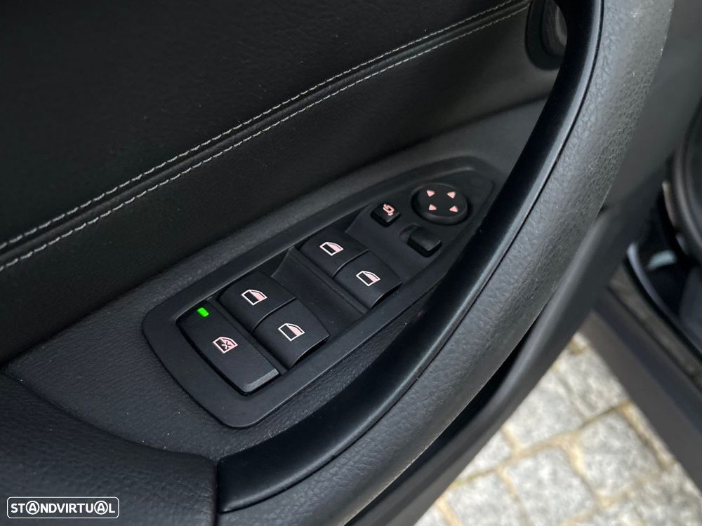 BMW X1 25 e xDrive Line Sport - 11