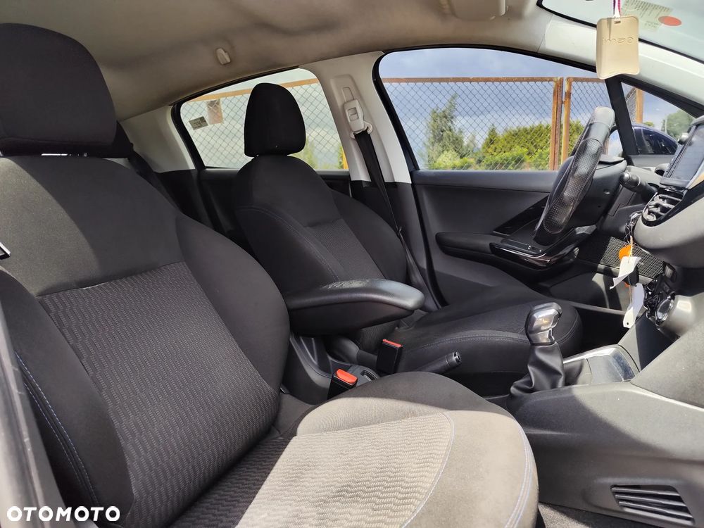 Peugeot 208 1.2 VTi Active Pack - 12