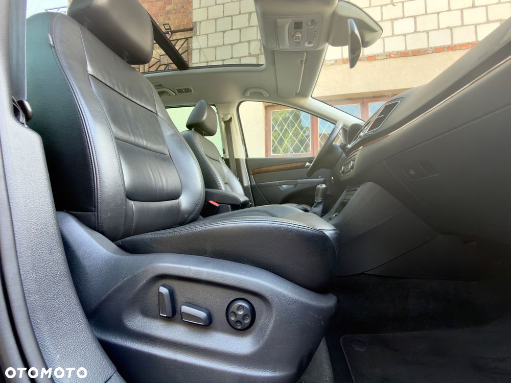 Volkswagen Sharan 2.0 TDI 4Mot Highline - 24