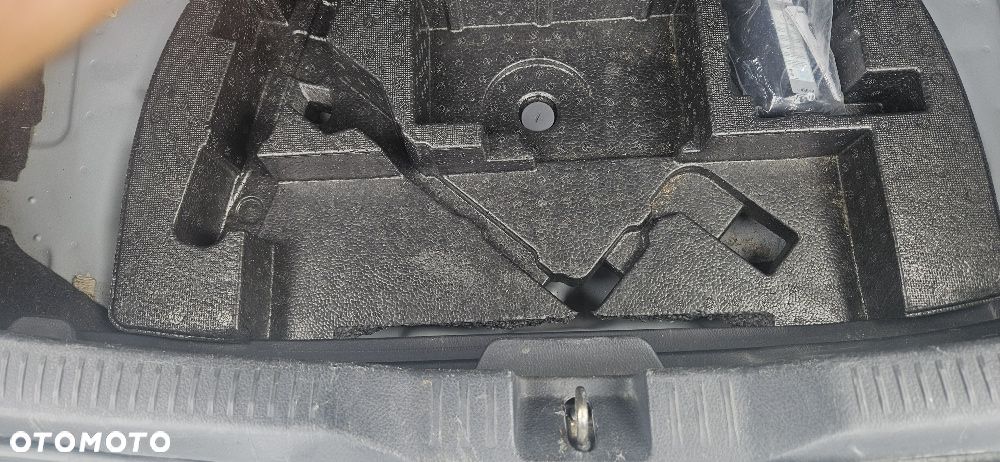Toyota Auris - 15