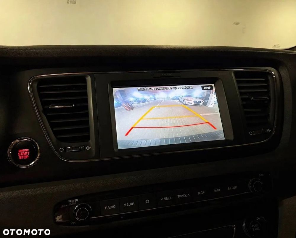 Kia Carnival - 6