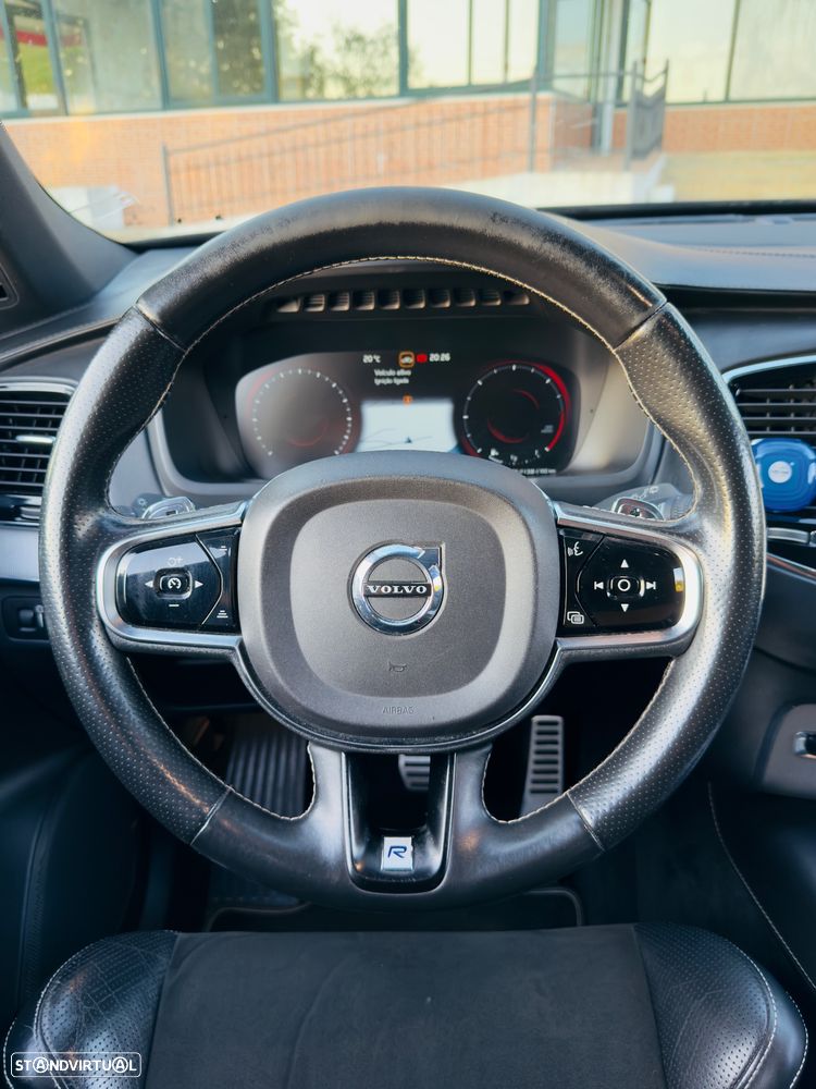 Volvo XC 90 2.0 D4 R-Design - 17