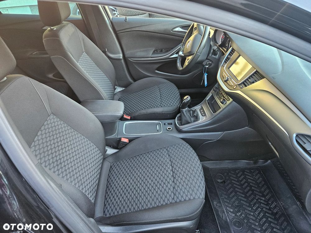 Opel Astra 1.2 Turbo Business Edition - 16