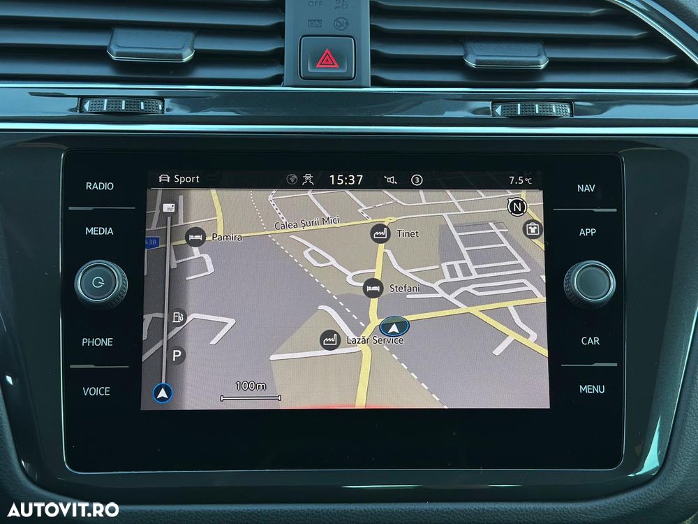 Volkswagen Tiguan 2.0 TDI SCR 4MOTION DSG IQ.DRIVE - 33