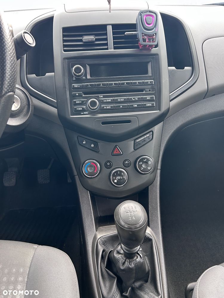 Chevrolet Aveo - 7