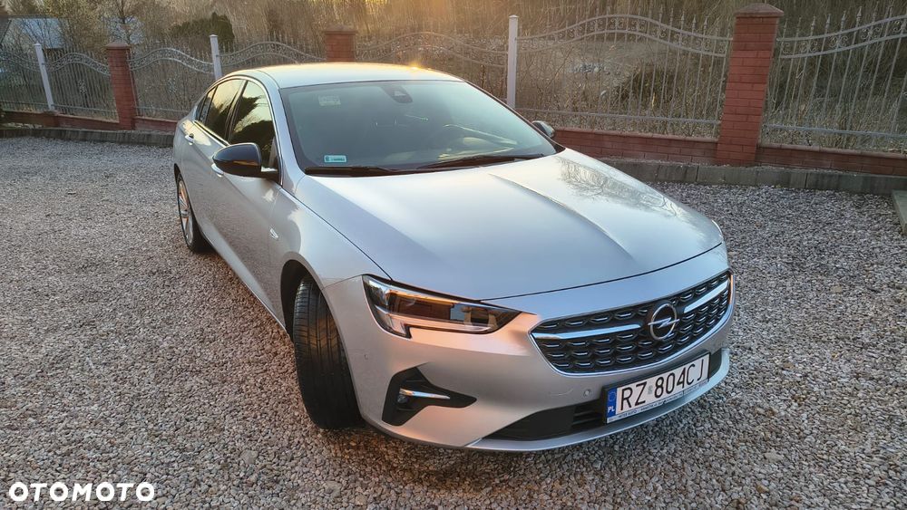 Opel Insignia 2.0 T Business Elegance S&S - 4