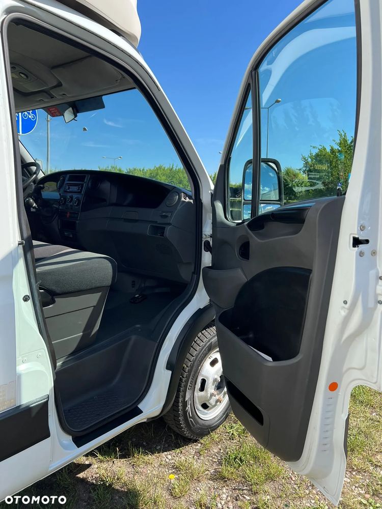 Iveco 35c13 Kontener+Winda - 16