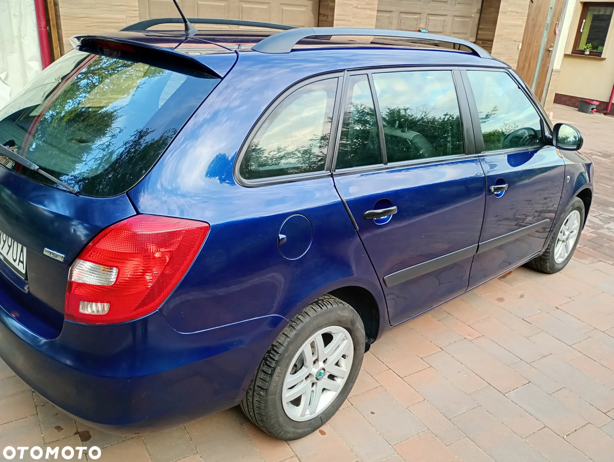 Skoda Fabia 1.2 TSI Active - 2