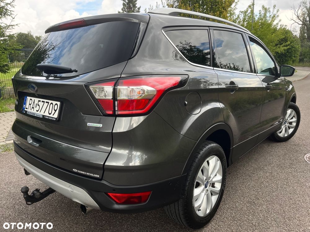 Ford Kuga - 9