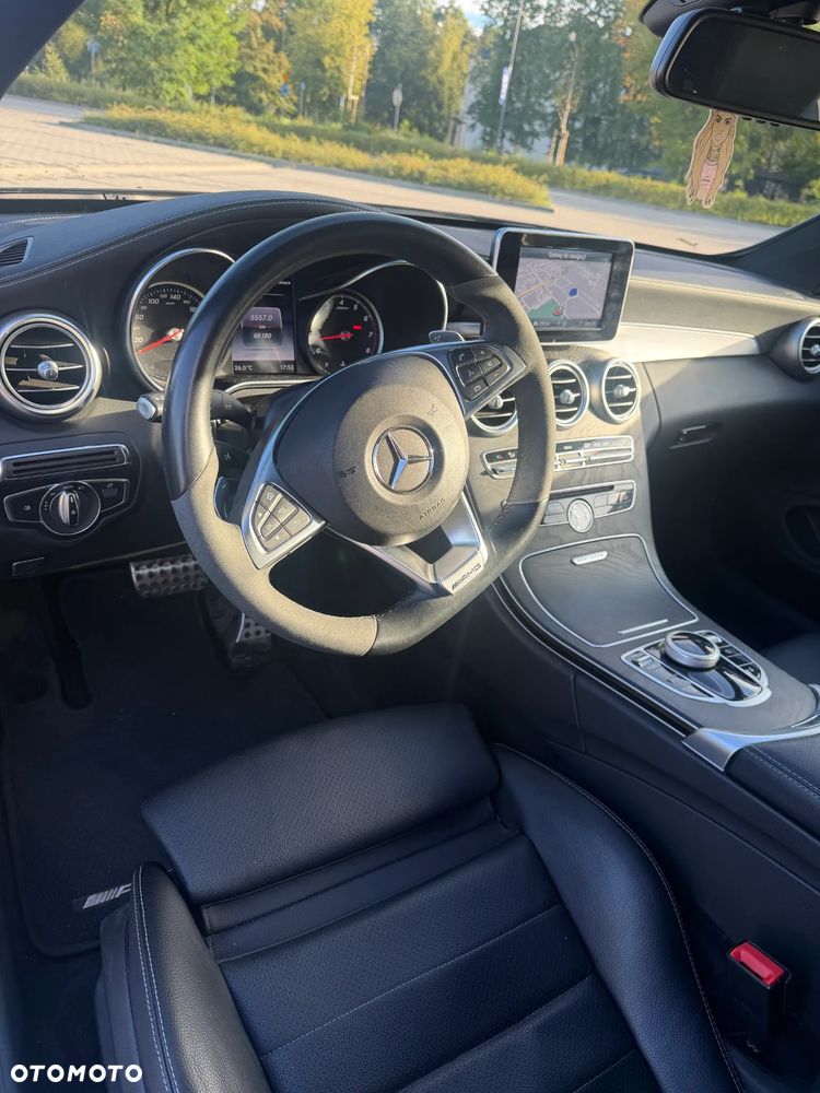 Mercedes-Benz Klasa C 300 9G-TRONIC Night Edition - 11