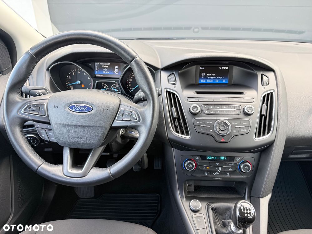 Ford Focus - 11