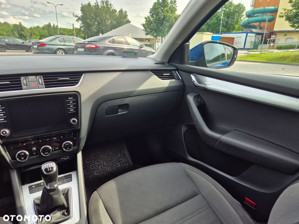 Skoda Octavia 1.6 TDI SCR Ambition - 28