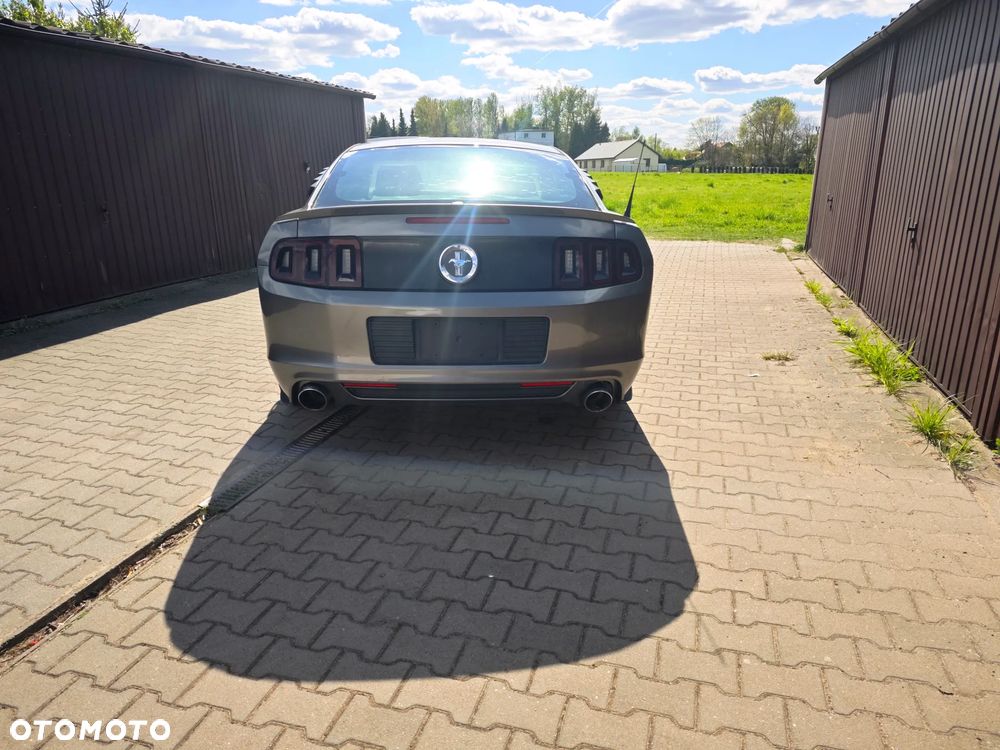 Ford Mustang 3.7 V6 Premium - 4