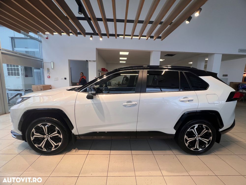 Toyota RAV4 2.5 PHEV VVT-iE 4x4 Style Bi-Tone - 5