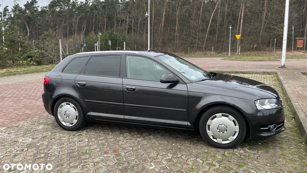 Audi A3 Sportback - 6