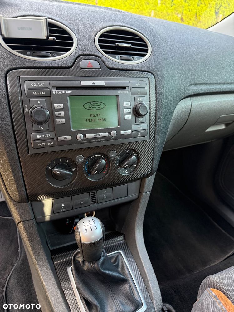 Ford Focus 2.0 Sport - 16