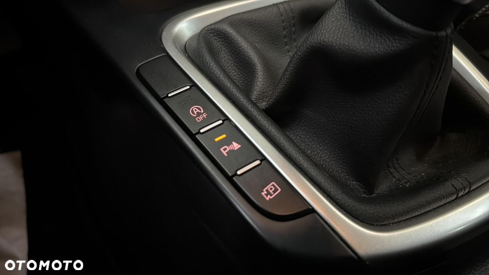 Kia Ceed 1.5 T-GDI M - 20