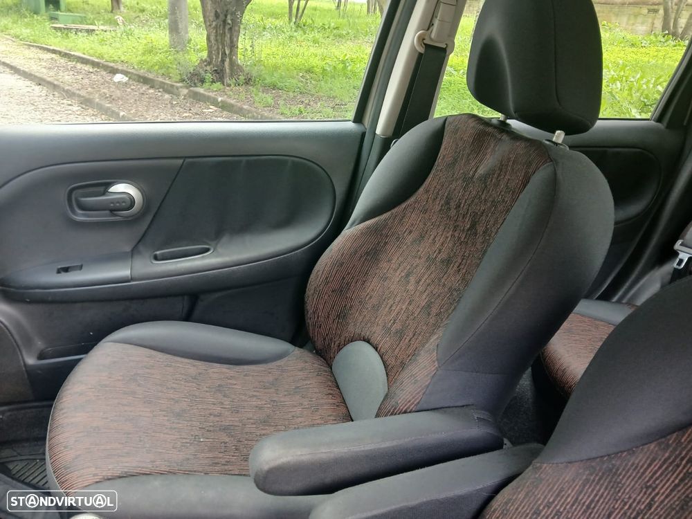 Nissan Note 1.4 Visia - 8