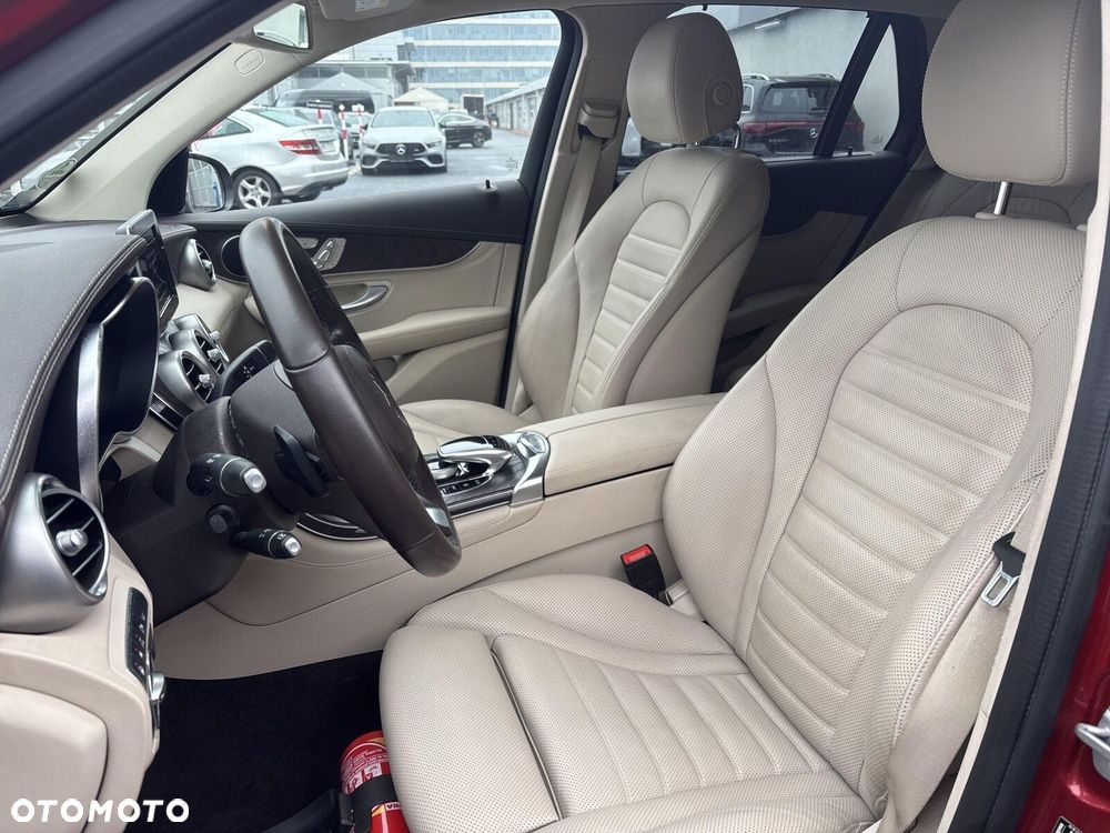 Mercedes-Benz GLC - 15