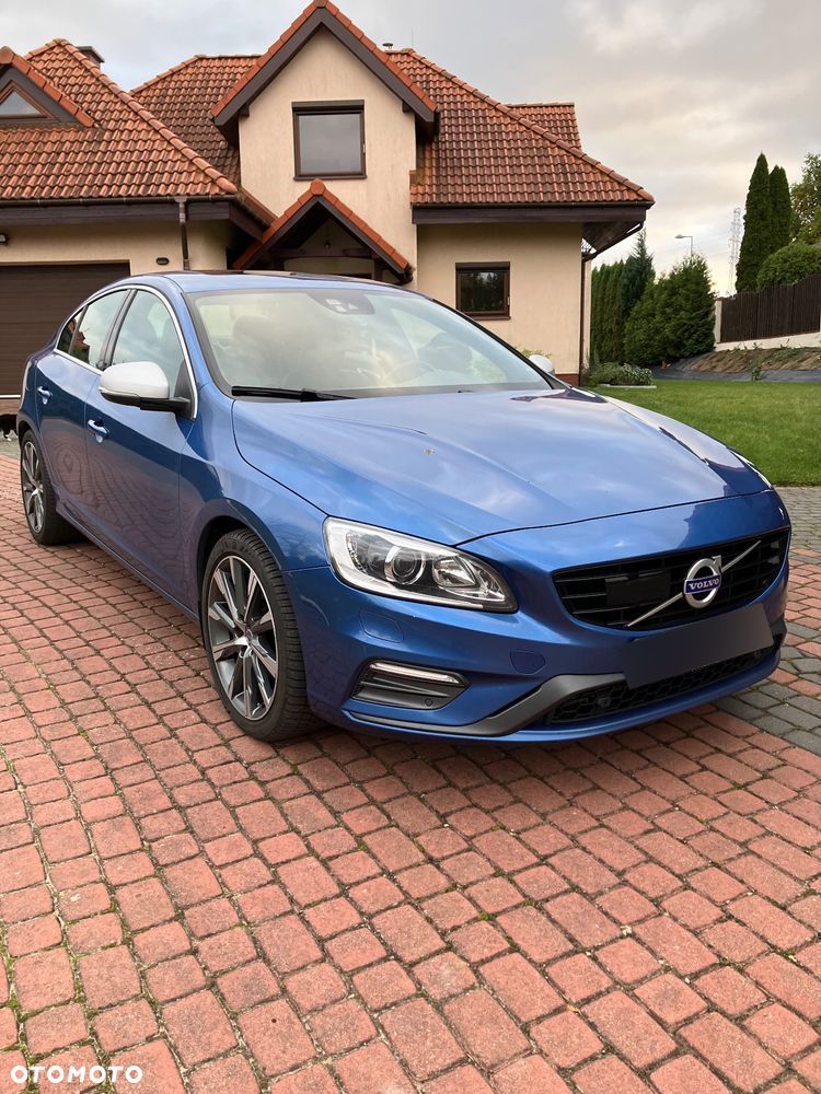 Volvo S60 T6 AWD Drive-E R-Design Momentum - 2