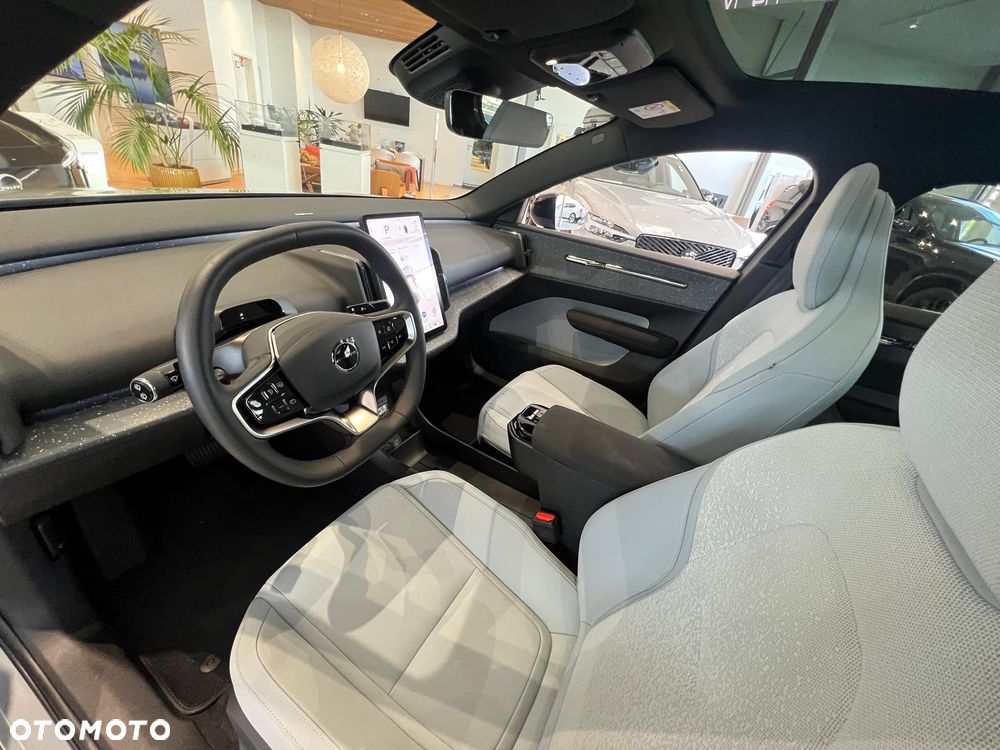 Volvo EX30 Twin Motor Performance AWD Ultra - 15