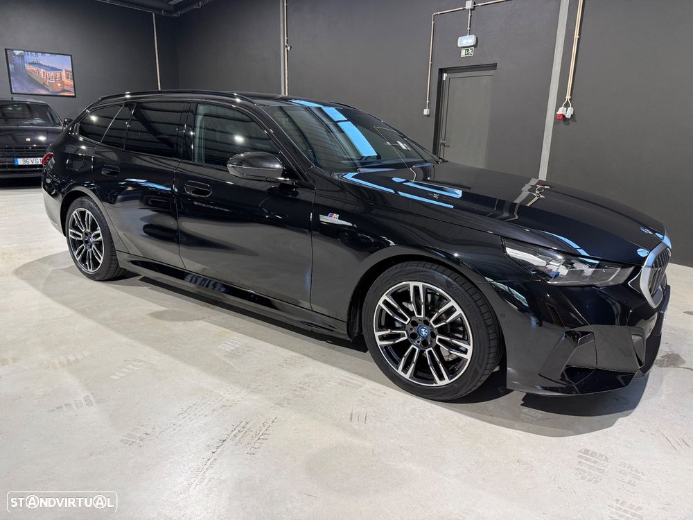 BMW 530 e Pack Desportivo M - 14