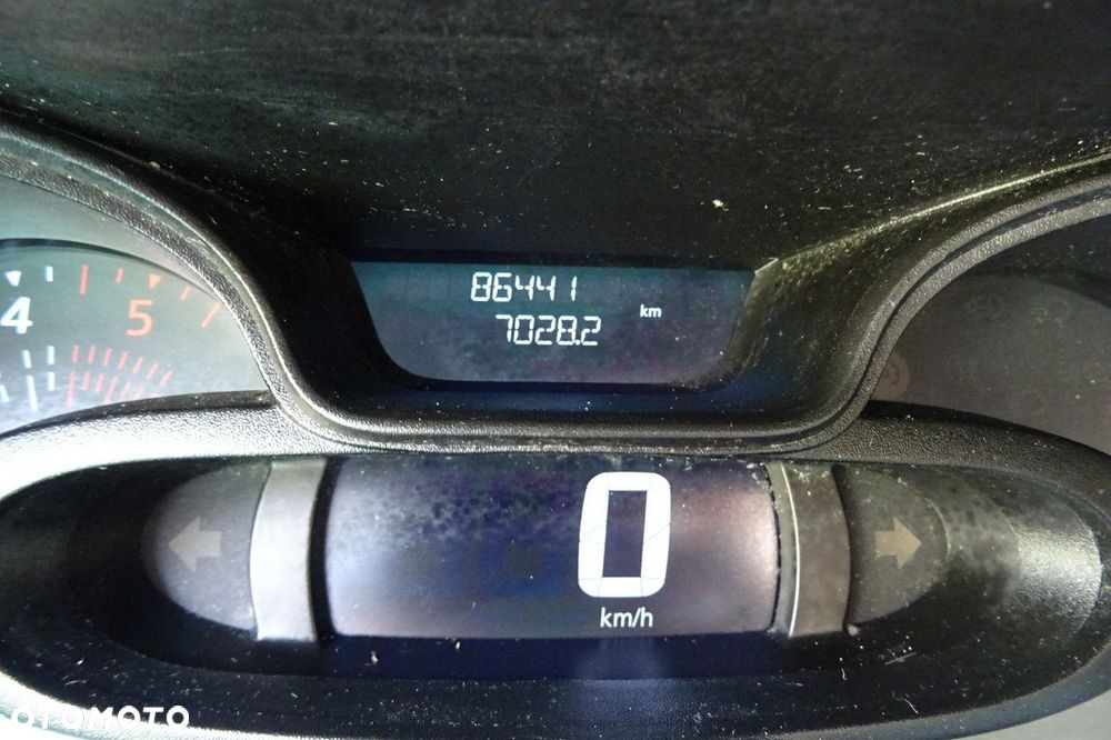 Renault Trafic - 11