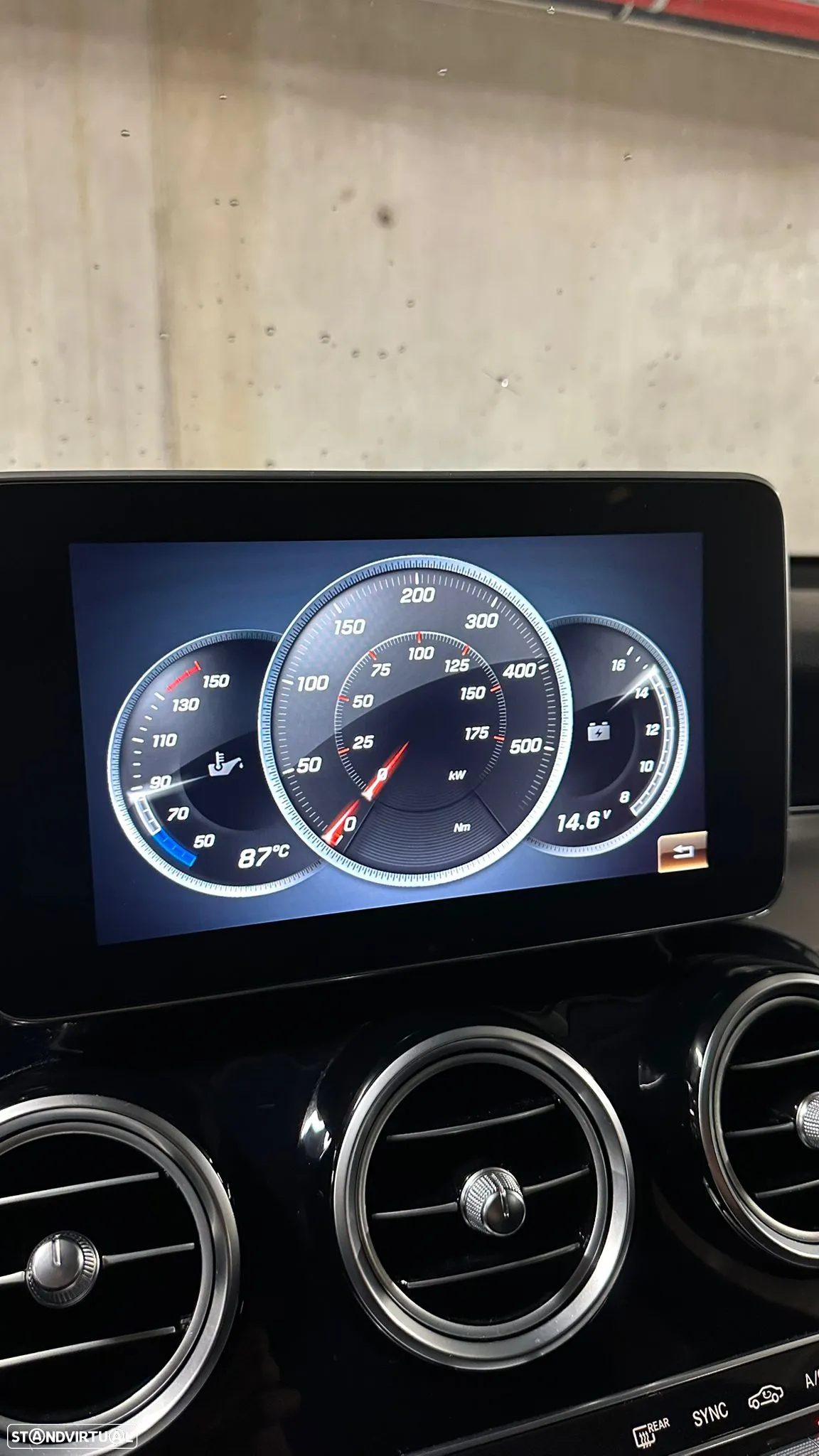 Mercedes-Benz GLC 250 d 4Matic 9G-TRONIC AMG Line - 15