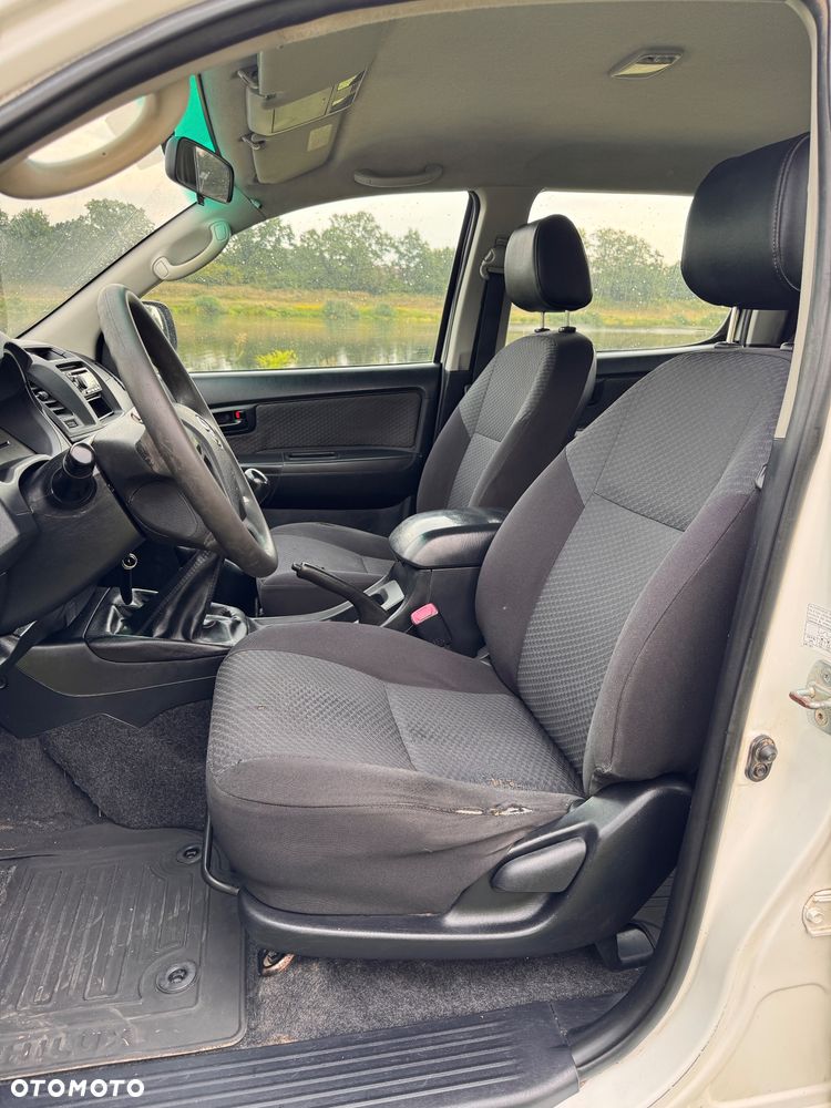 Toyota Hilux 4x4 Double Cab - 15