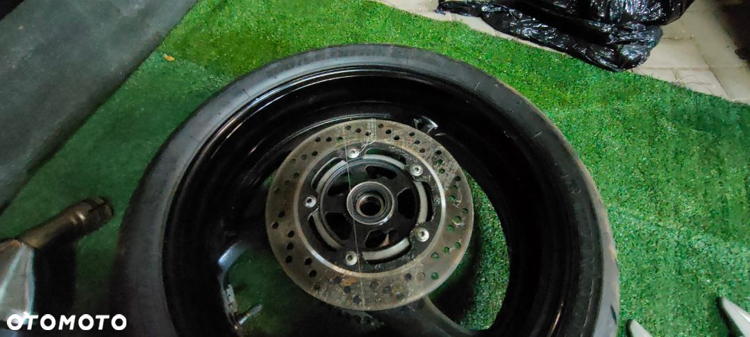SUZUKI GSR 750 Stelaż felga dekiel set półka mocowanie tablicy tłumik - 15