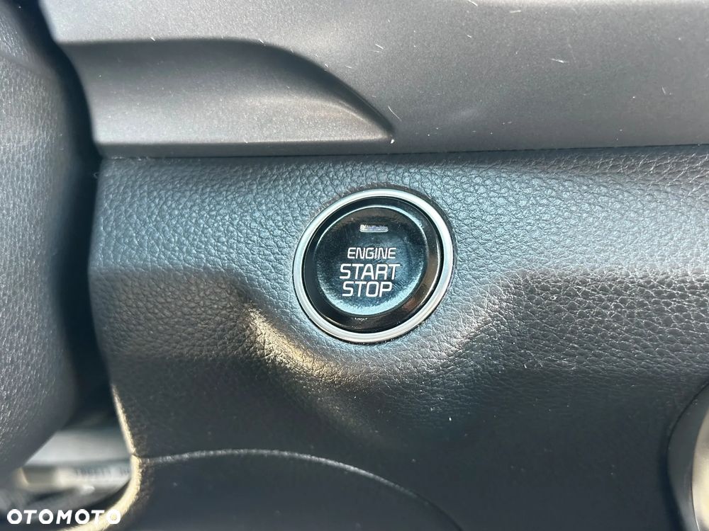 Kia Stonic - 28