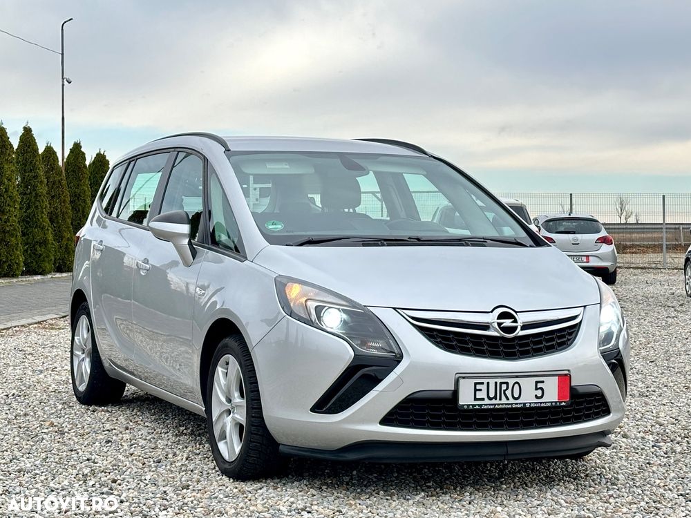 Opel Zafira Tourer 2.0 CDTI Innovation - 3