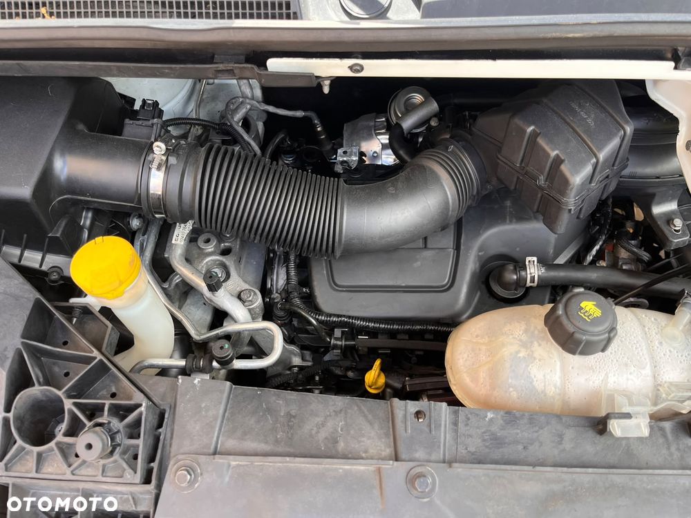 Renault Trafic - 29