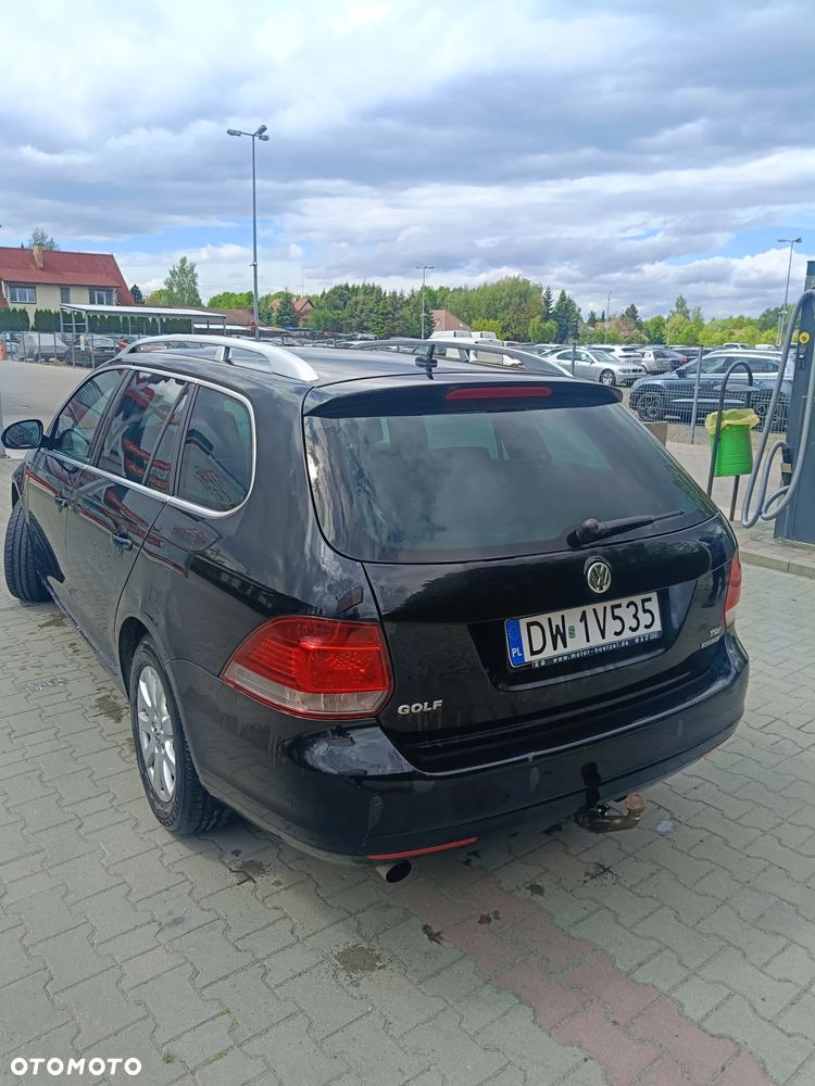 Volkswagen Golf 1.6 TDI DPF Highline - 8