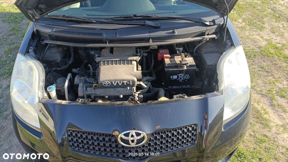 Toyota Yaris 1.3 Sol - 6